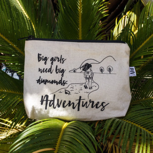 Neceser ecológico 'big girls need big adventures'